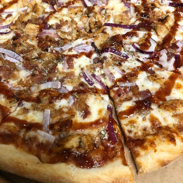 BBQ Chicken Pizza (Small 14").