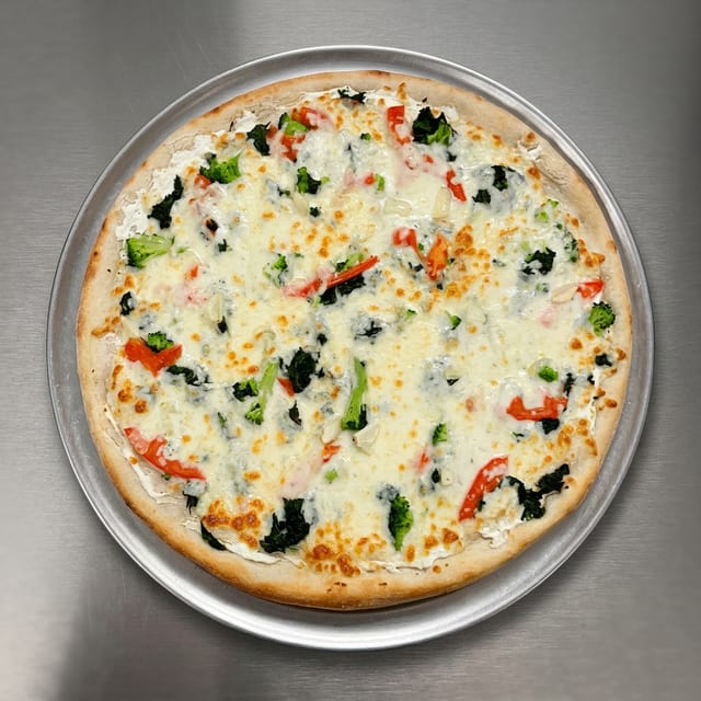 The White Pizza (Medium 16").